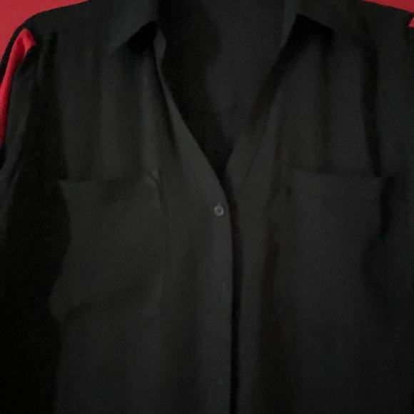 Express Black with Red Slim Fit Blouse - Picture 4 of 5